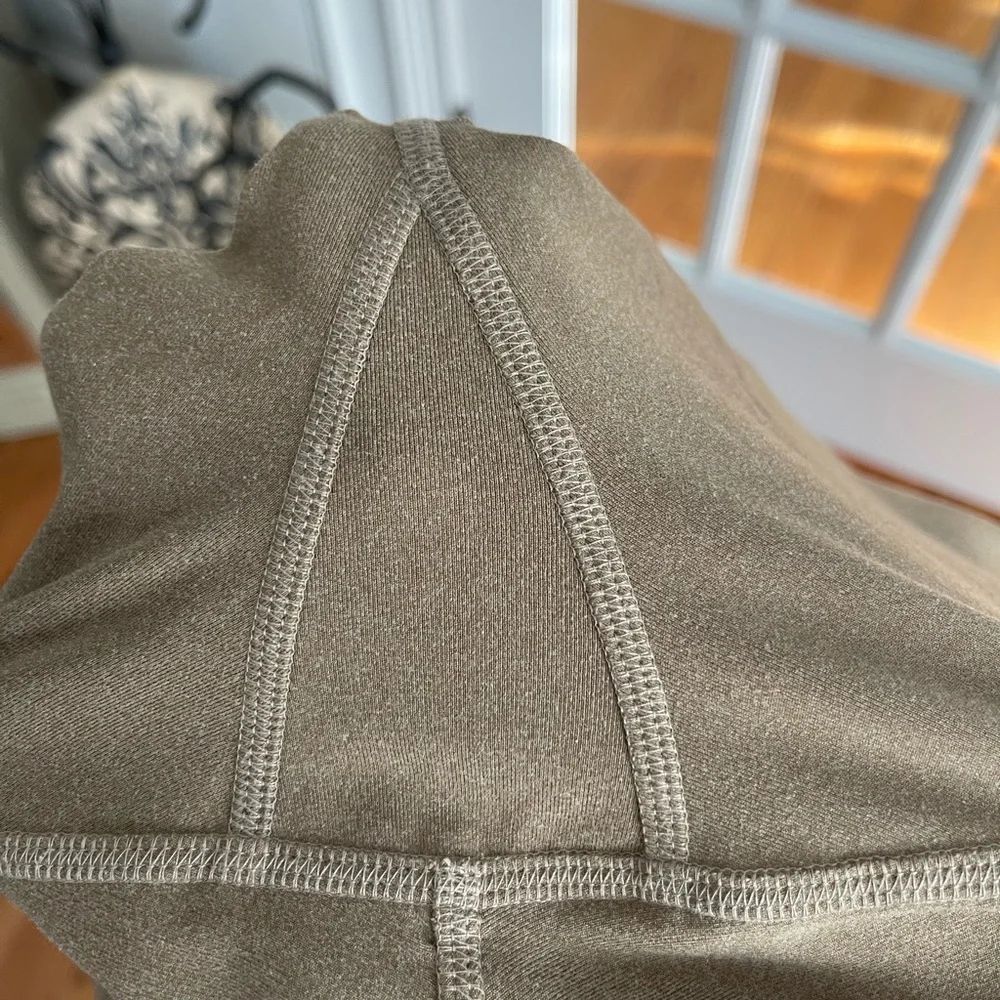 EUC - Tory Burch Sport Full Length Leggings with Side Pockets‎